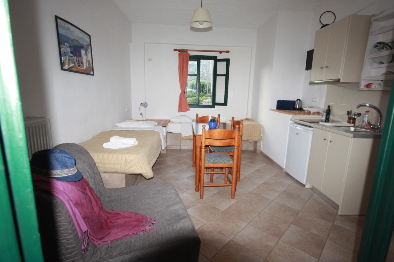Cyclades Beach Apartments Chrisopigi  外观 照片